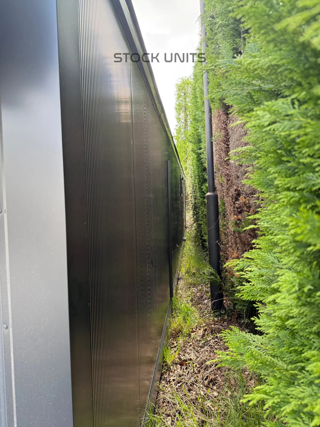 Containerwoning 13x3,2m 42m2 - 1 slaapkamer