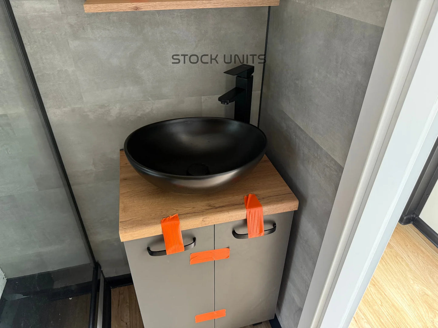 Containerwoning 13x3,2m 42m2 - 1 slaapkamer