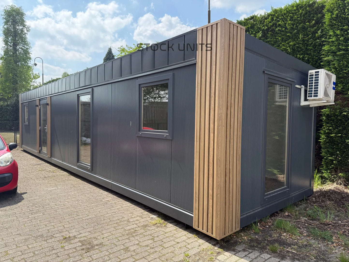 Containerwoning 13x3,2m 42m2 - 1 slaapkamer