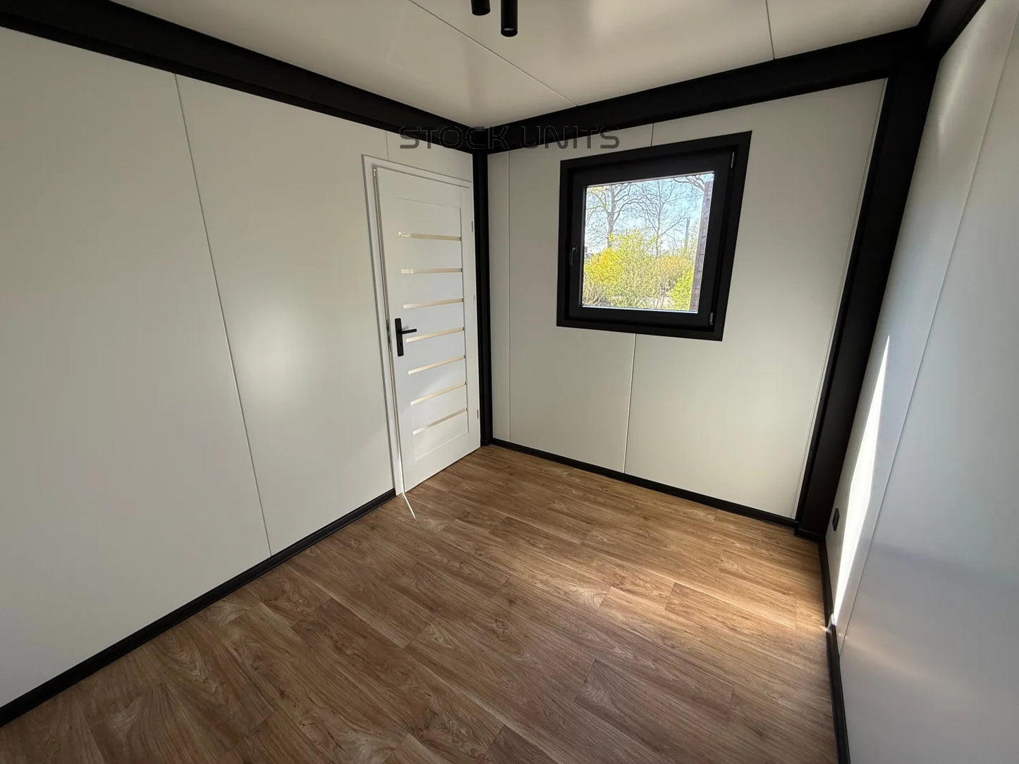 Containerwoning 8x3,2m 26m2 - 1 Slaapkamer