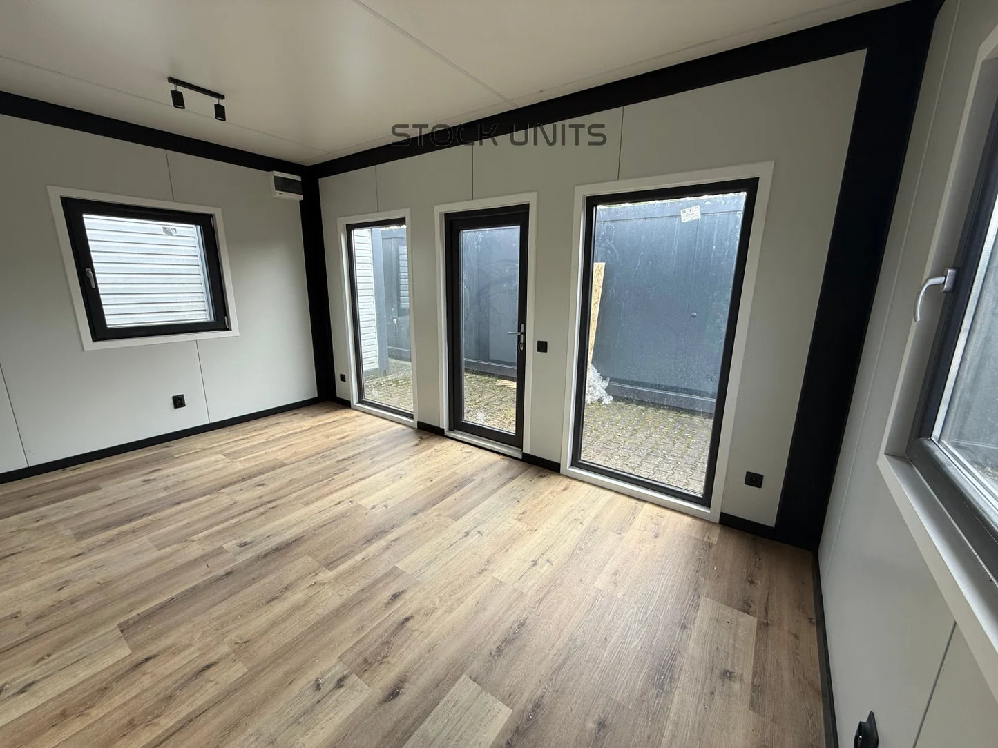 Kantoorunit 5x3,2m 16m2 RO - Direct Leverbaar