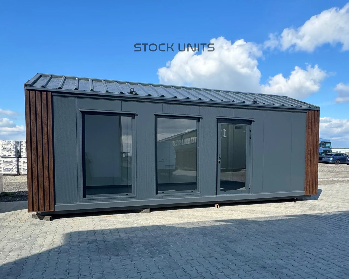 Kantoorunit met Puntdak 26m2 8x3,2m
