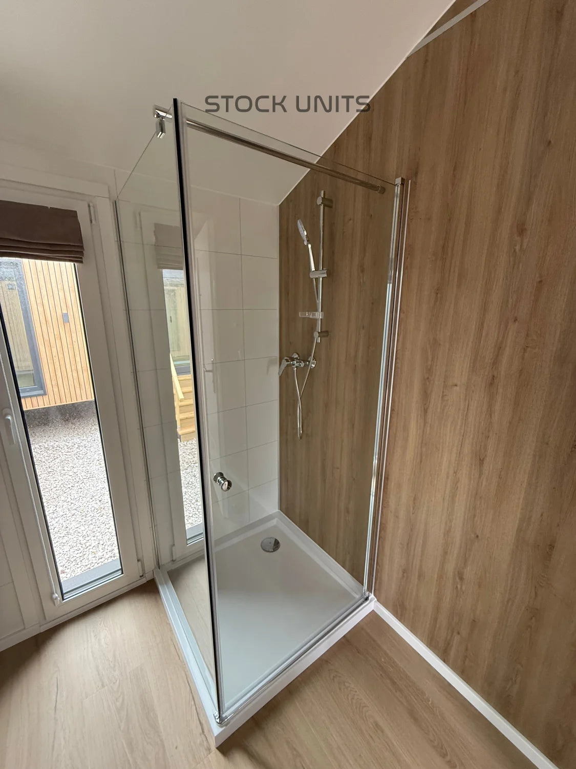 Tiny House “Onyx XL” – 57 m² Luxe Designwoning op Wielen met 2 Slaapkamers