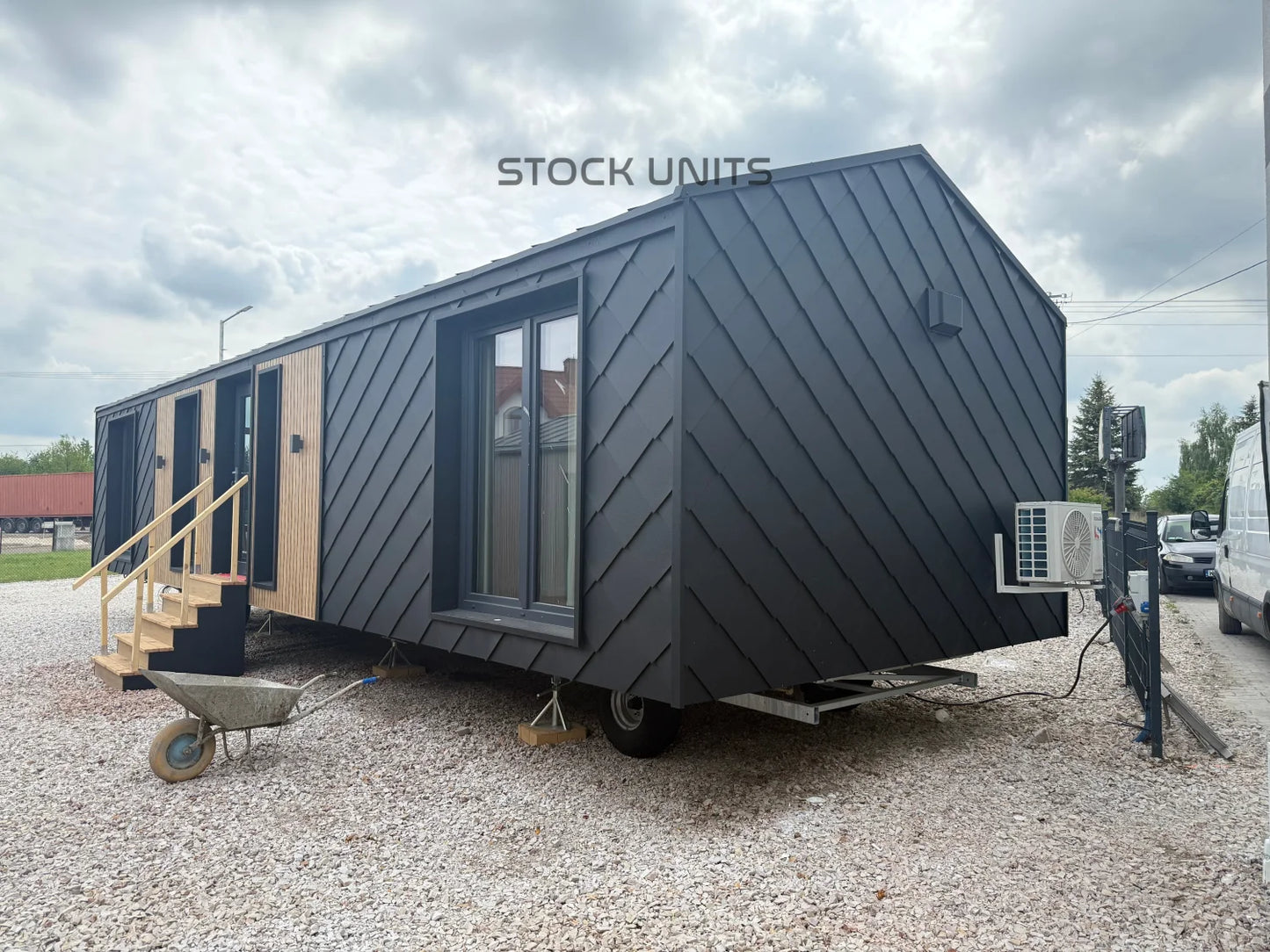 Tiny House “Onyx XL” – 57 m² Luxe Designwoning op Wielen met 2 Slaapkamers