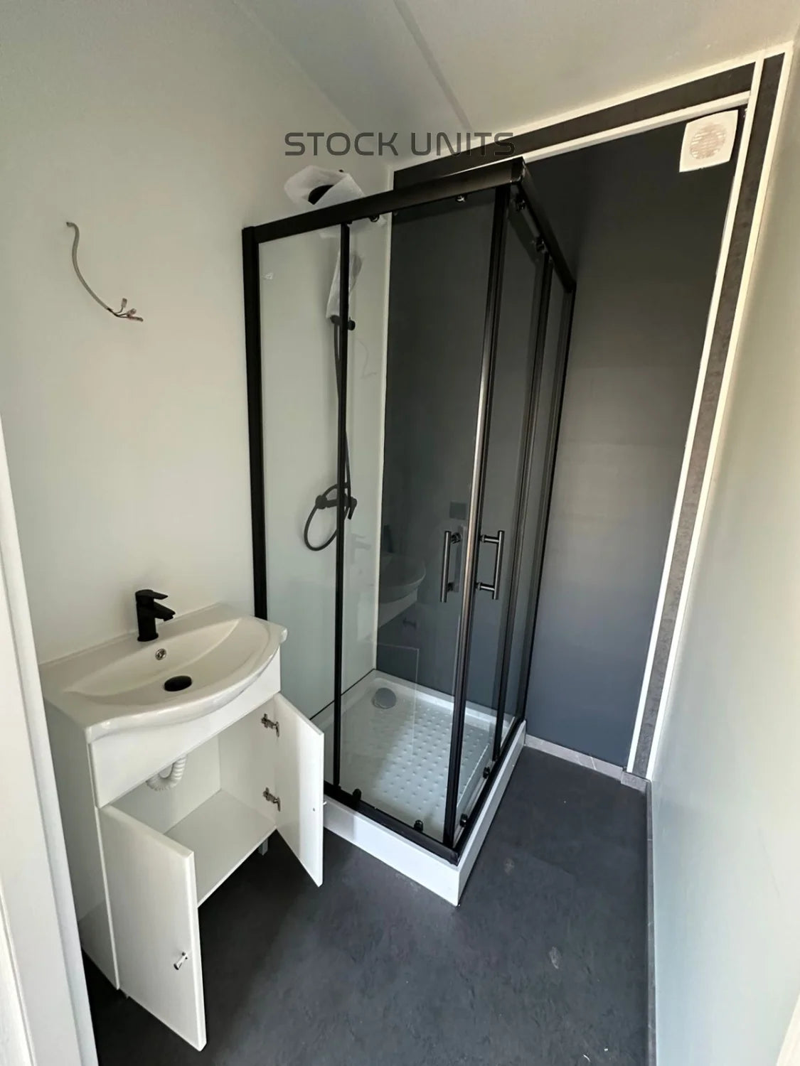 Tweedehands Woonunit 13x3,2m 42m2 RO - 2 Slaapkamers - Direct Leverbaar