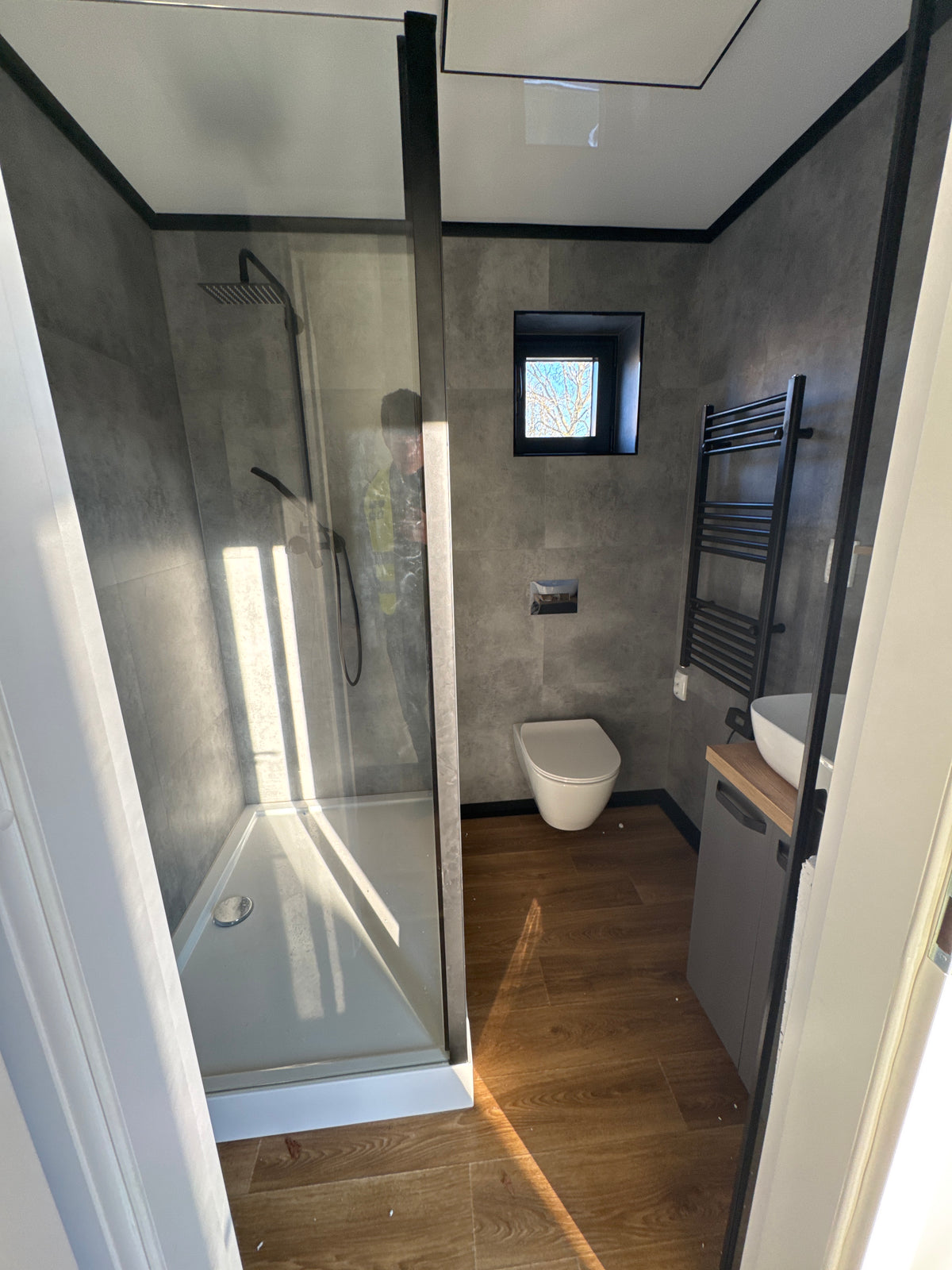 Woonunit van 11 × 3,2 meter in Wezep