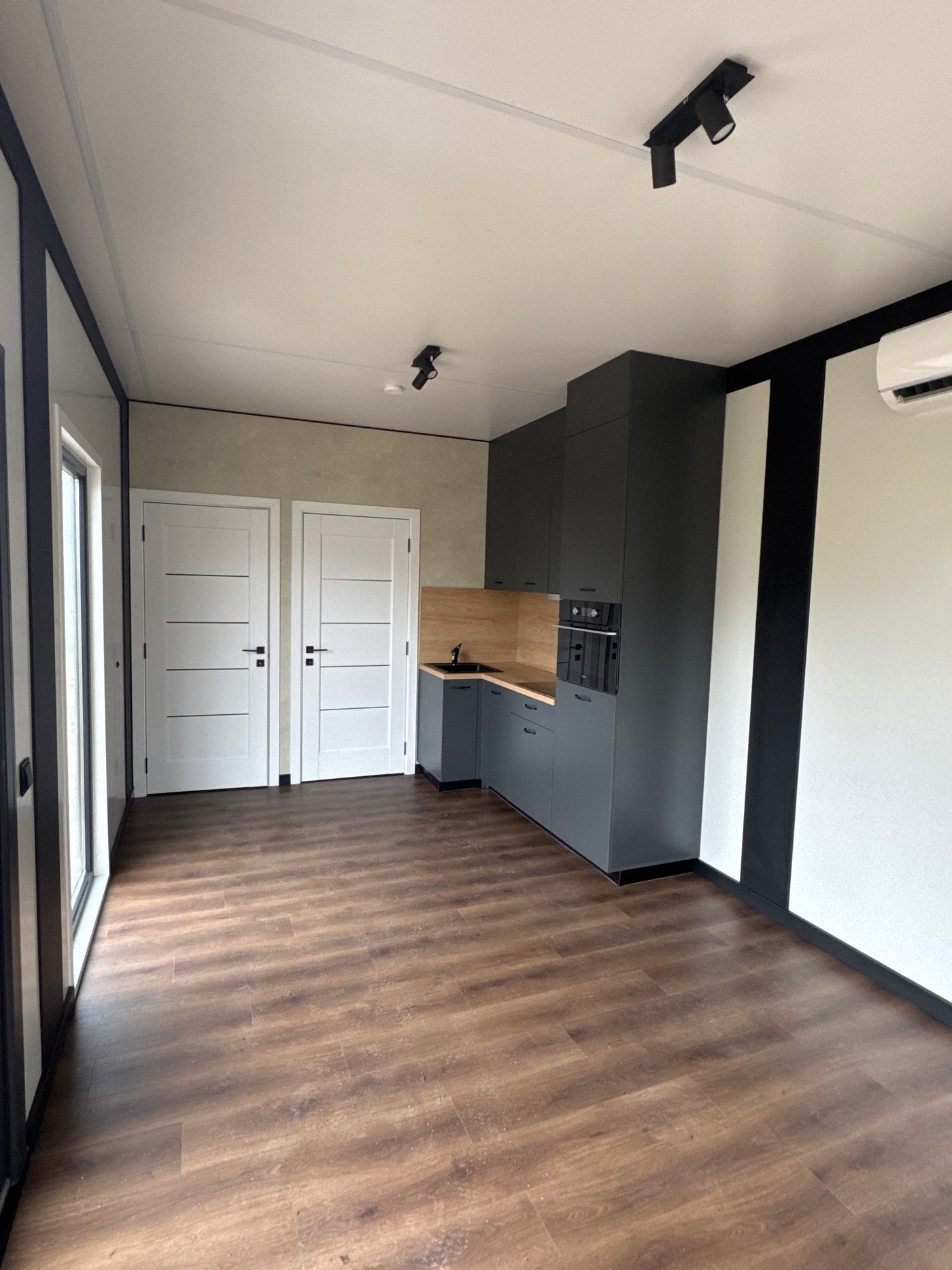 Nuenen, mantelzorgwoning van 10 × 3,2 m