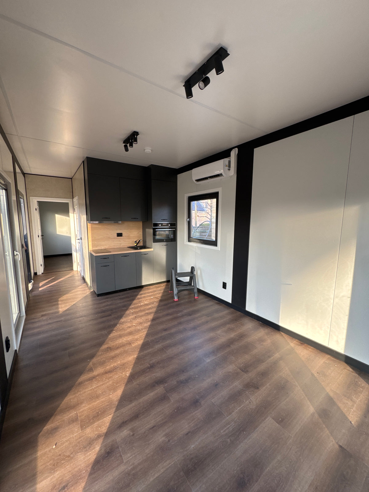 Mantelzorgwoning van 10 × 3,2 meter in Oosterwolde
