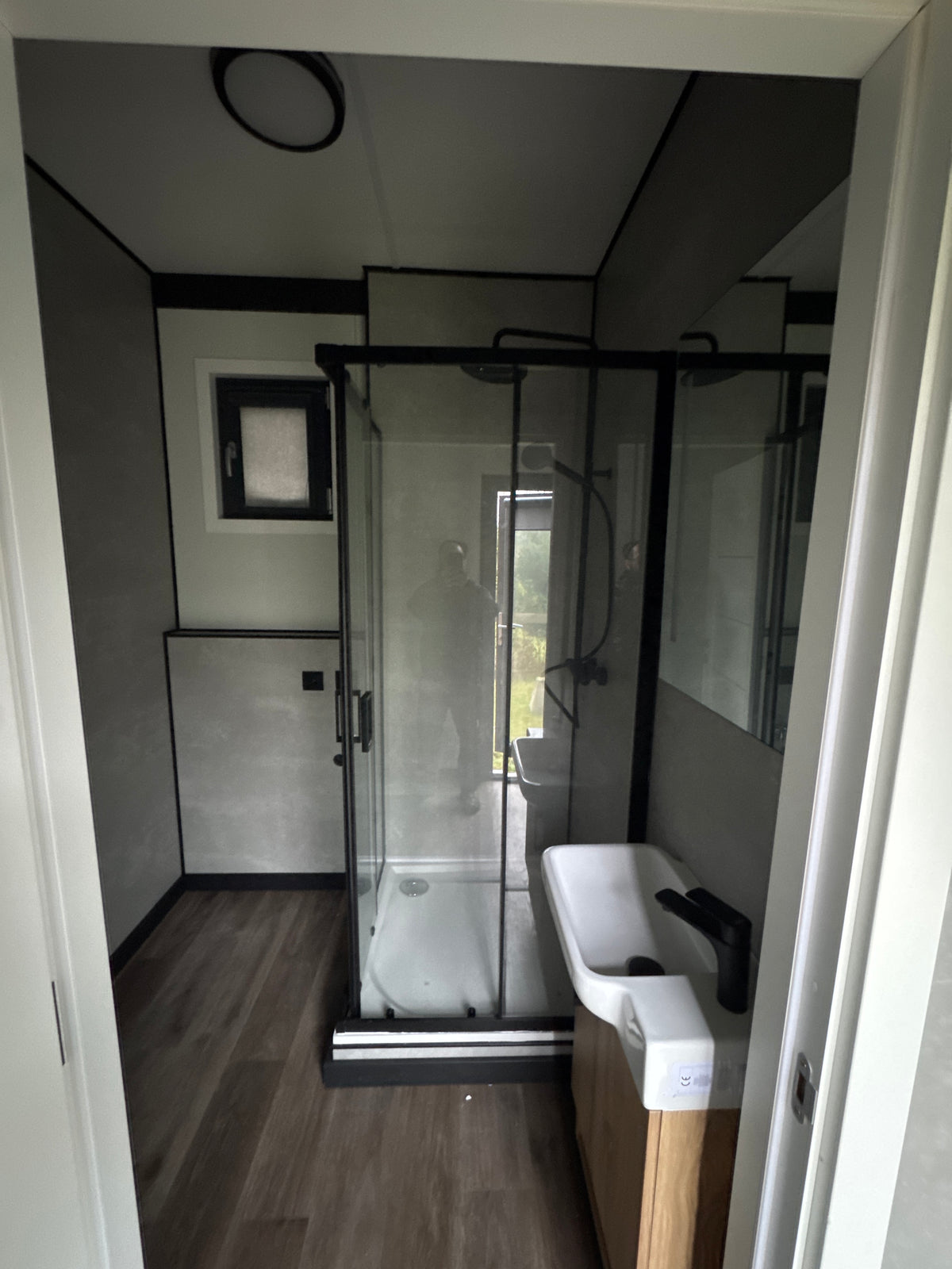 Woonunit van 13 × 3,2 meter voor zelfstandig wonen in Hippolytushoef