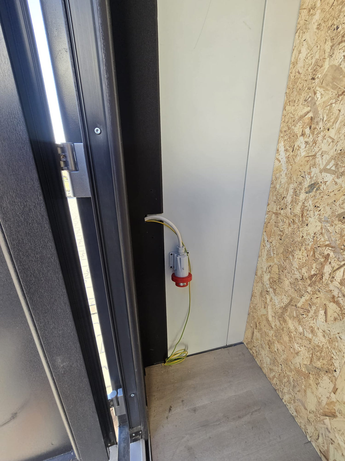 Tweedehands woonunit 32m² (10x3,2m) - 1 slaapkamer - RO - Direct leverbaar