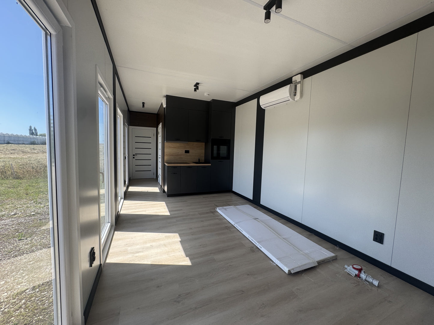 Mantelzorgwoning (wit) 13x3,2m RO - 2 slaapkamers - Direct leverbaar