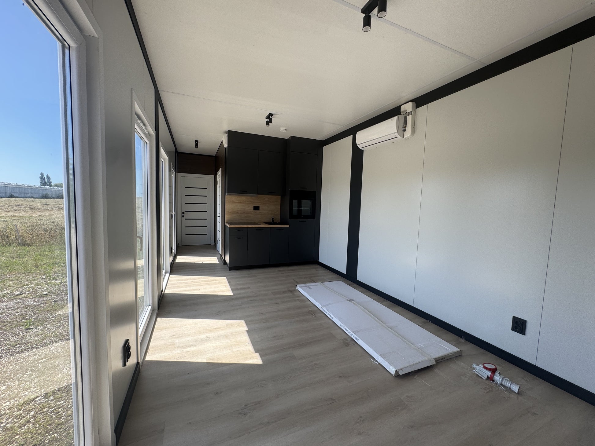 Mantelzorgwoning (wit) 13x3,2m RO - 2 slaapkamers - Direct leverbaar