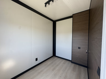 Mantelzorgwoning (wit) 13x3,2m RO - 2 slaapkamers - Direct leverbaar