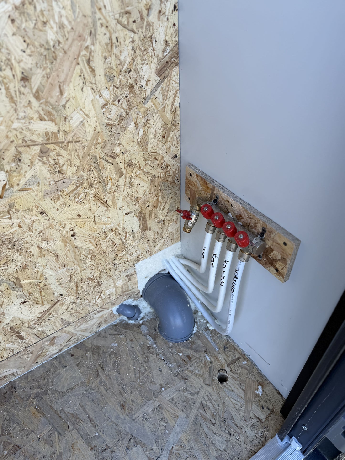 Mantelzorgwoning 11x3,2m RO 35m2 - Direct leverbaar