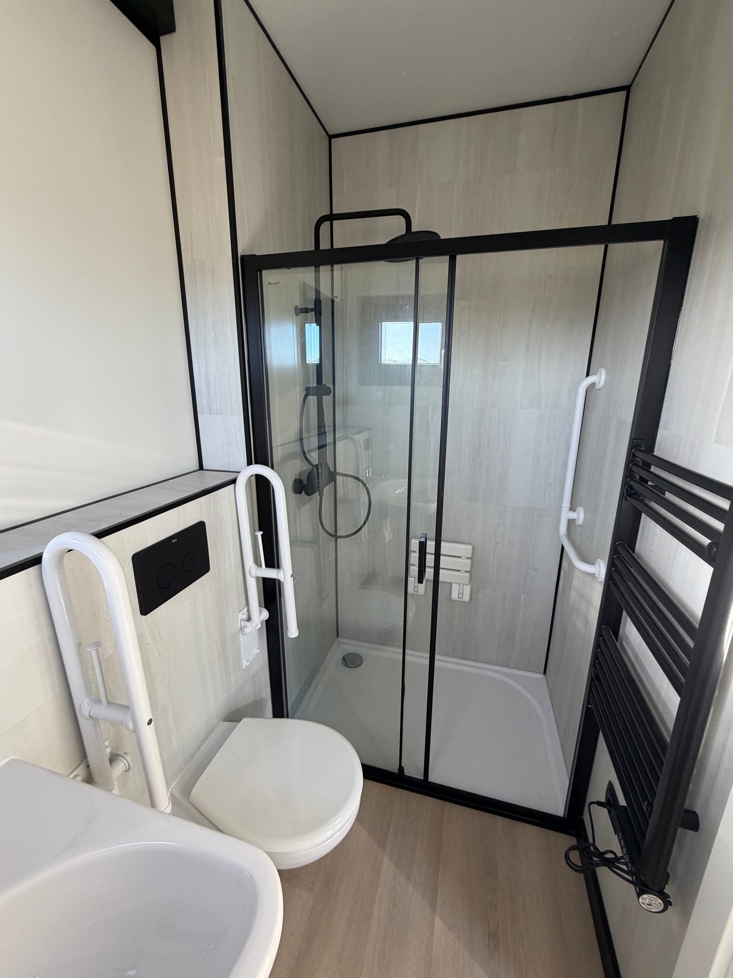 Mantelzorgwoning 11x3,2m RO 35m2 - Direct leverbaar