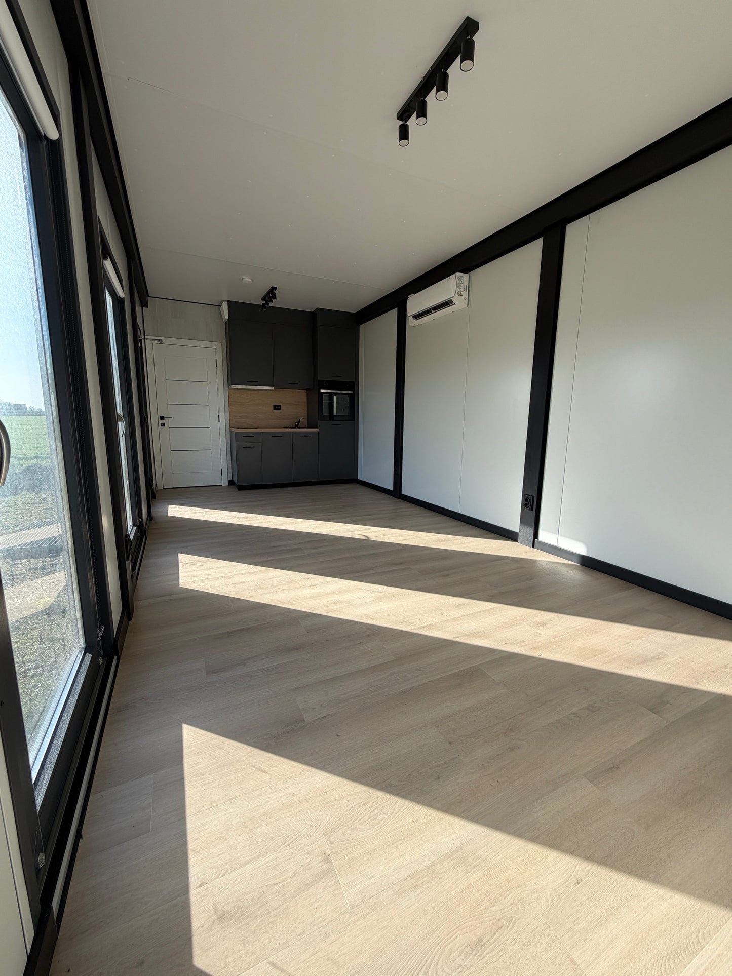 Mantelzorgwoning 11x3,2m RO 35m2 - Direct leverbaar