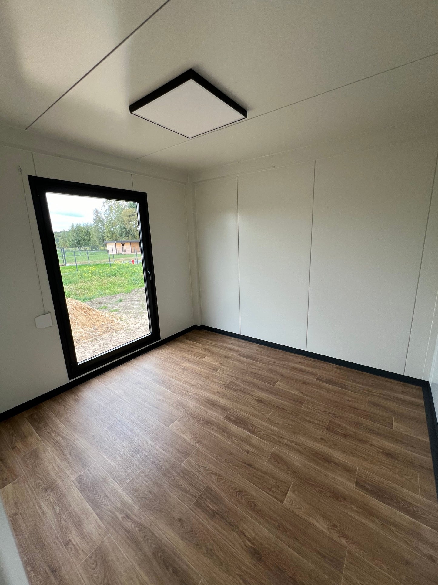 Woonunit L-vorm 33m² (6x3,2 + 5x3,2m) - 1 slaapkamer - PL