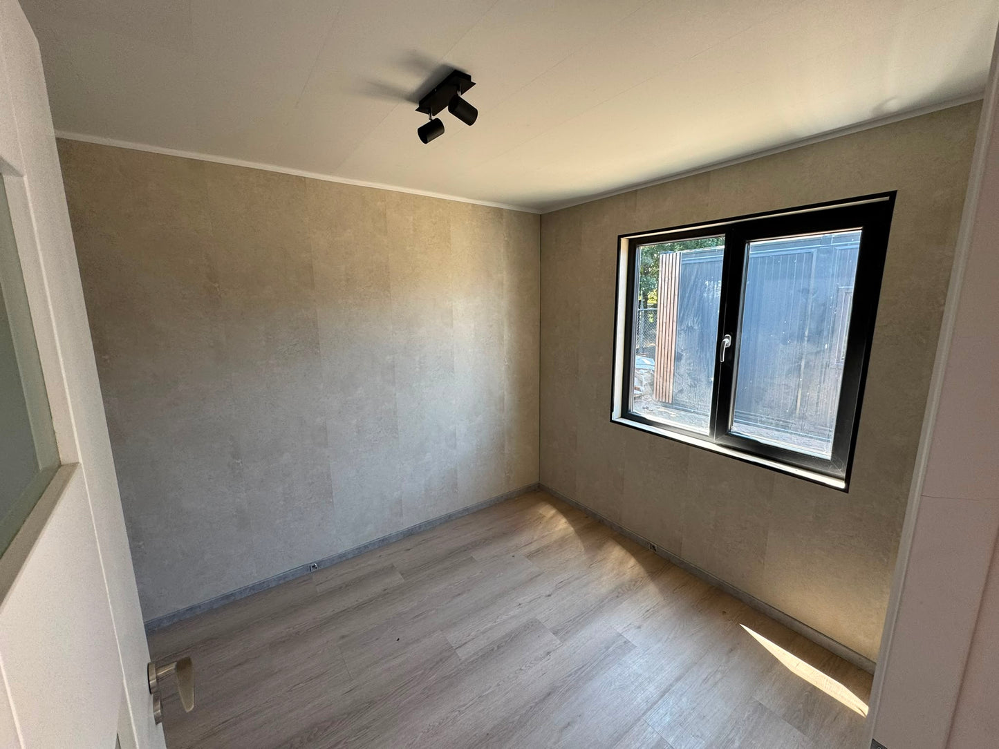 Geschakelde woonunit - 6,7x11,5m (74m²) - 3 slaapkamers
