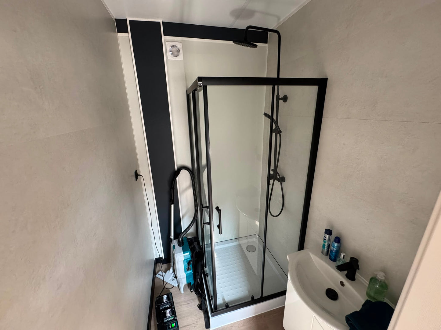 Demo woonunit 42m² (13x3,2m) - 2 slaapkamers - RO