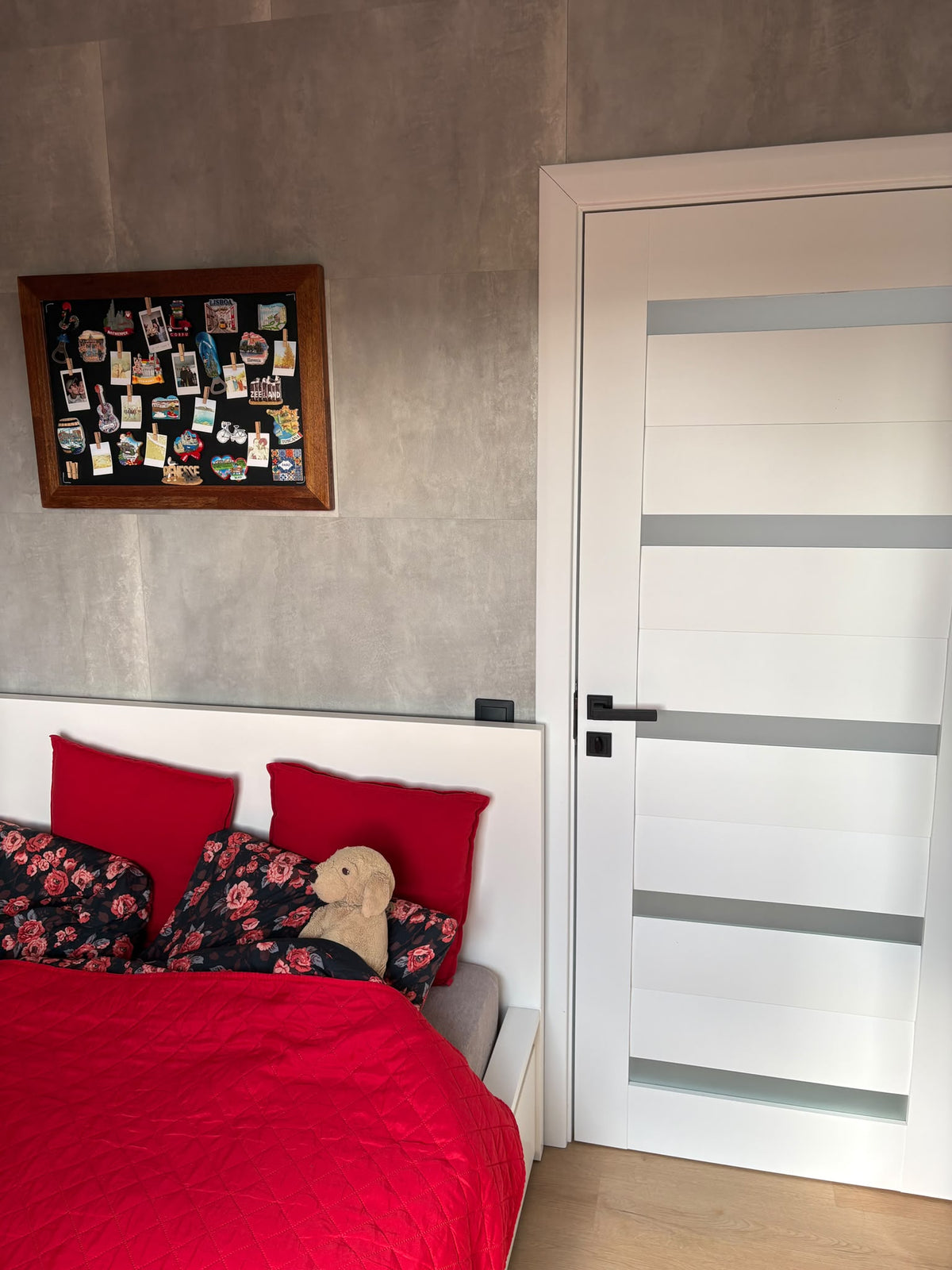 Tweedehands woonunit 26m² (8x3,2m) - 1 slaapkamer (links) - RO