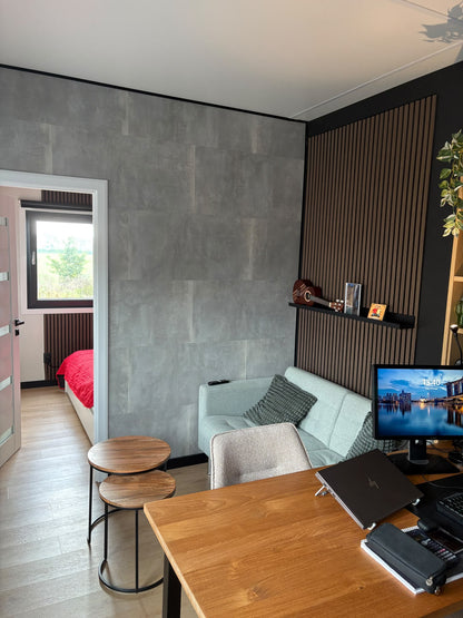 Tweedehands woonunit 26m² (8x3,2m) - 1 slaapkamer (links) - RO