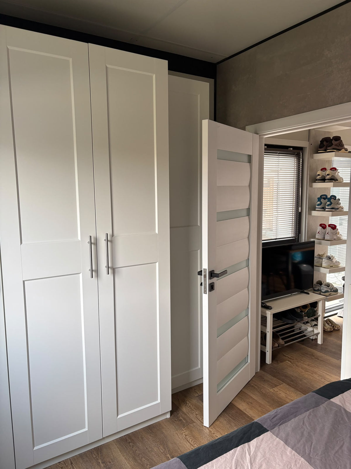 Tweedehands woonunit 26m² (8x3,2m) - 1 slaapkamer (rechts) - RO