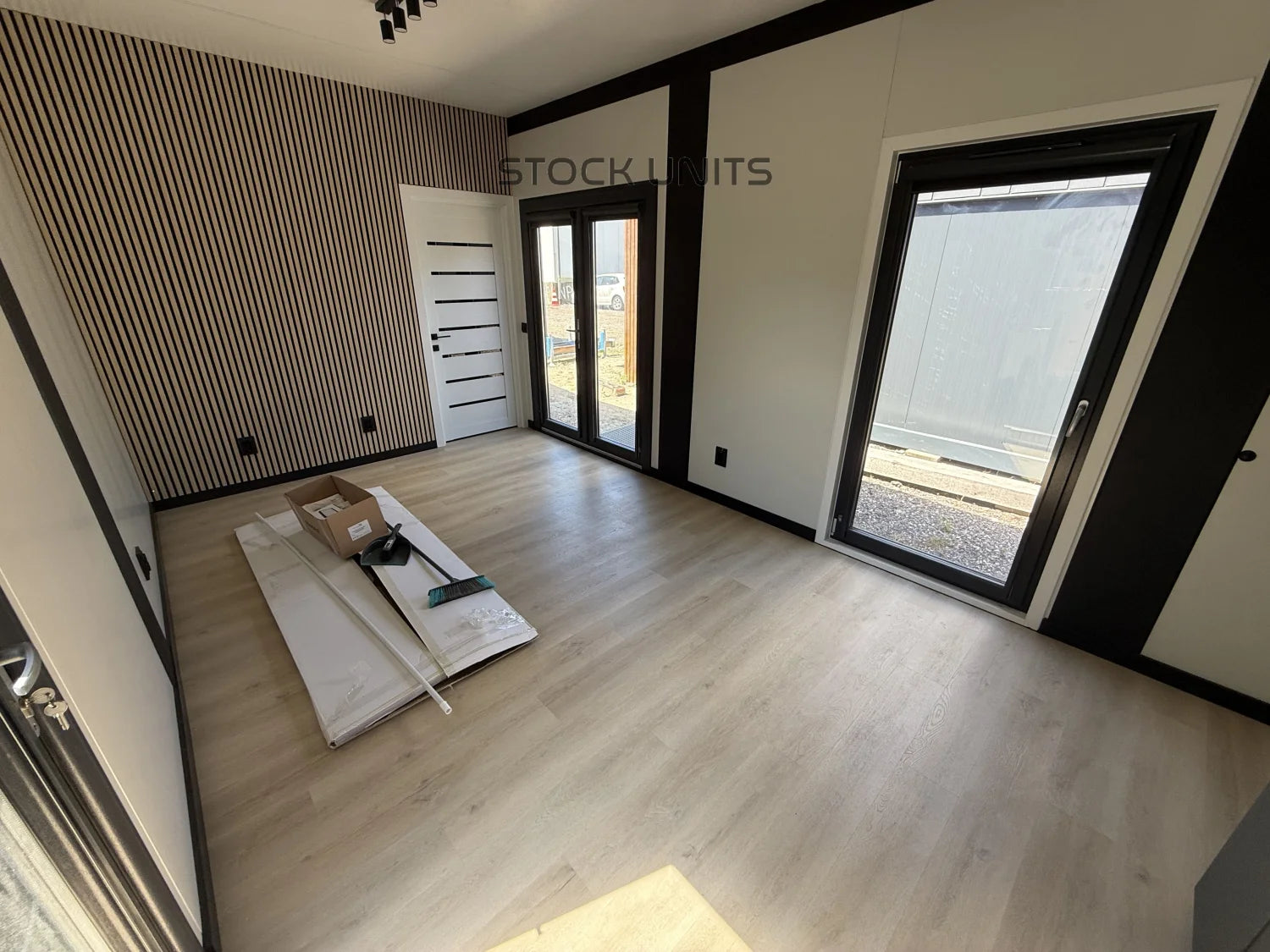 Containerwoning 10x3,2m RO - 1 slaapkamer - Direct leverbaar