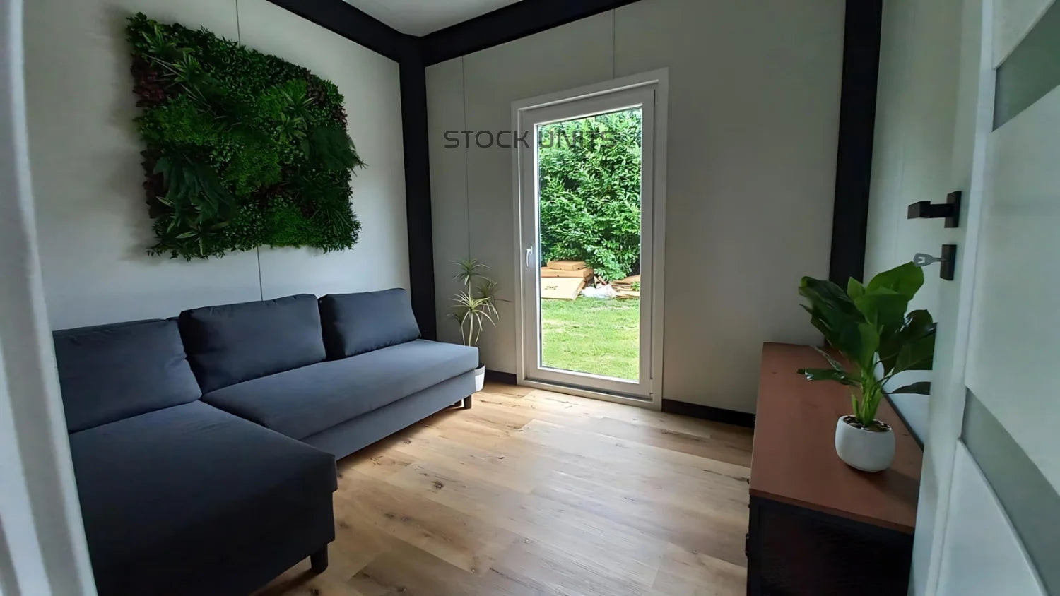 Containerwoning 13x3,2m 42m2 RO - 2 Slaapkamers