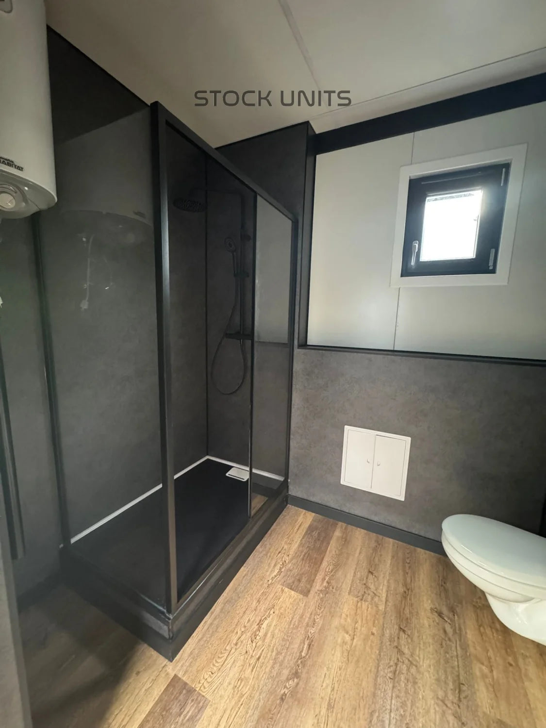 Containerwoning RO 11x3,2m - 1 slaapkamer - Direct leverbaar