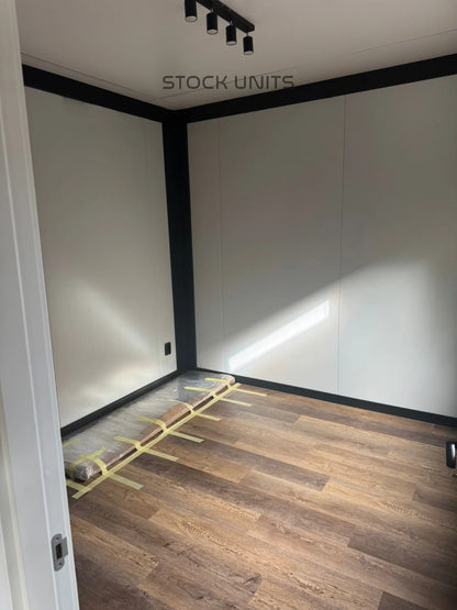 Containerwoning RO 11x3,2m - 1 slaapkamer - Direct leverbaar