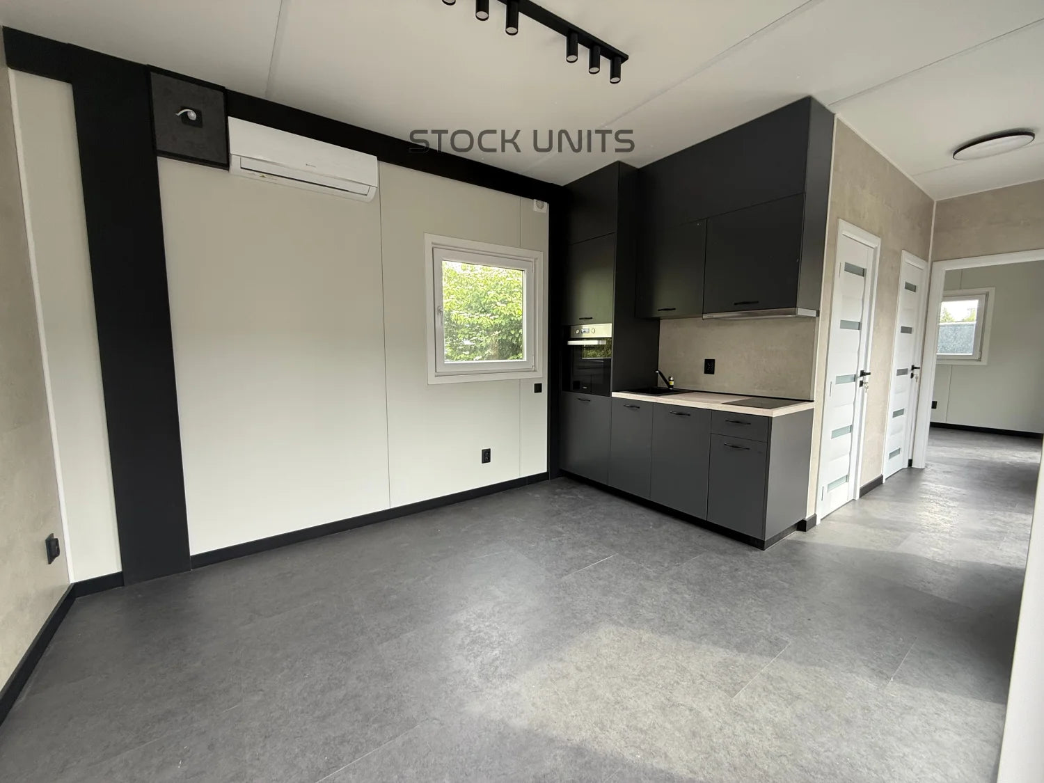 Woonunit 13x3,2m 42m2 RO