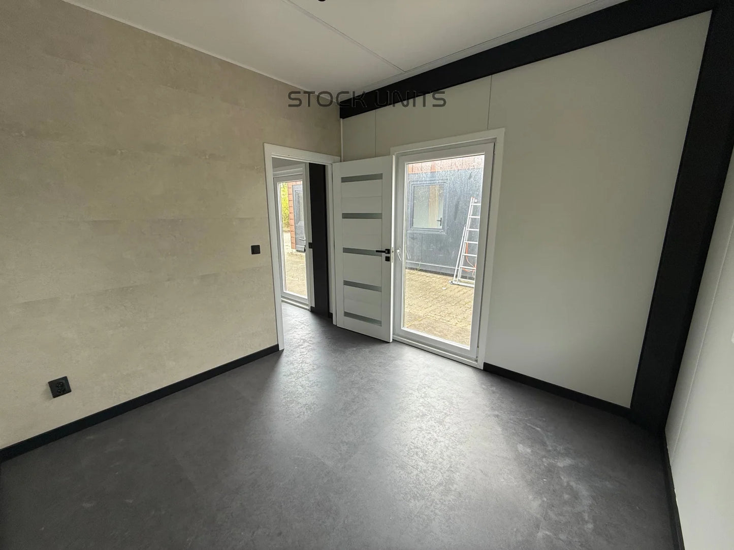 Woonunit 13x3,2m 42m2 RO