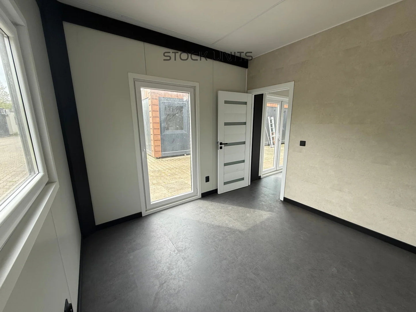 Woonunit 13x3,2m 42m2 RO