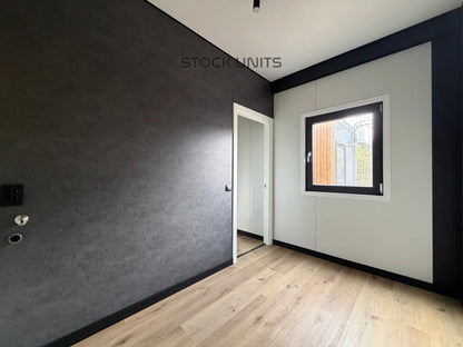 Gastenverblijf 13x3,2m RO - 2 Slaapkamers - Direct leverbaar