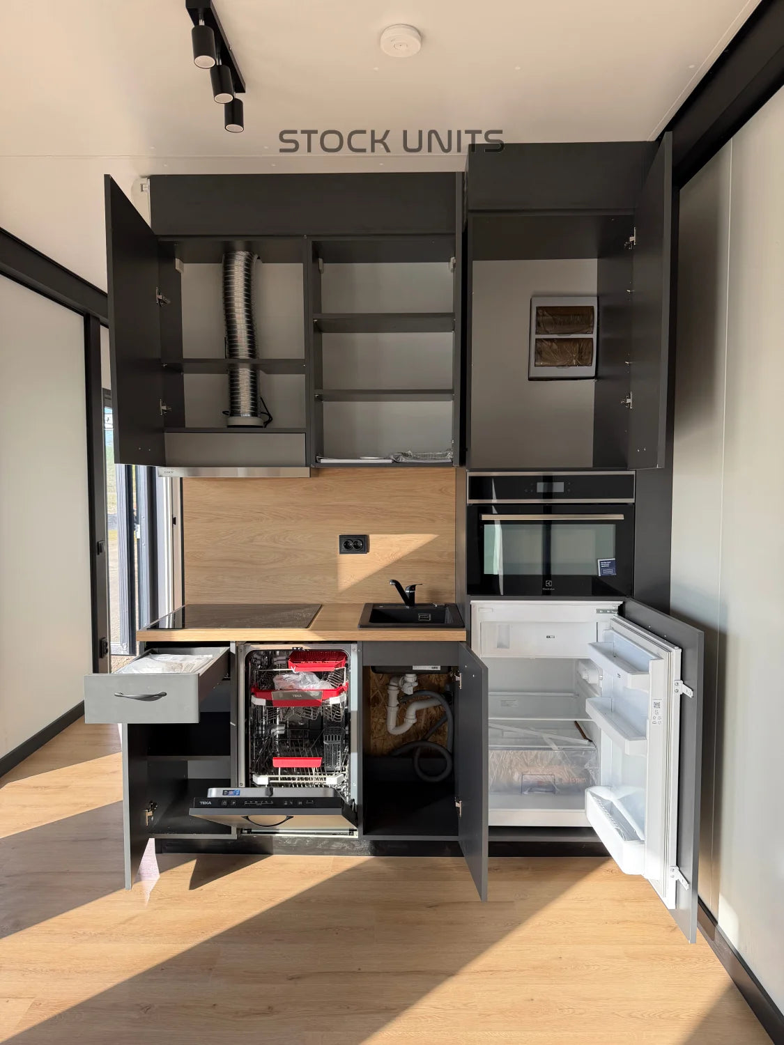 Woonunit 13x3,2m RO 42m2 - 1 slaapkamer - Direct leverbaar