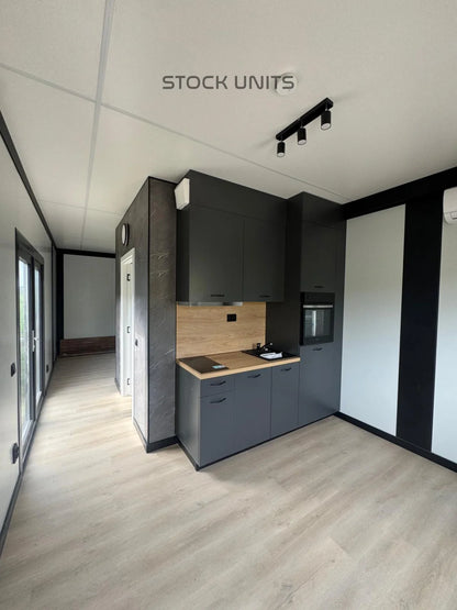 Woonunit 8x3,5m RO - Direct leverbaar