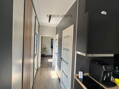 Gebruikte demo woonunit 42m² (13x3,2m) - 2 slaapkamers - RO