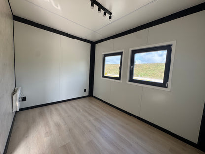 Woonunit 44m² (11,2x3,91m) - 2 slaapkamers - RO