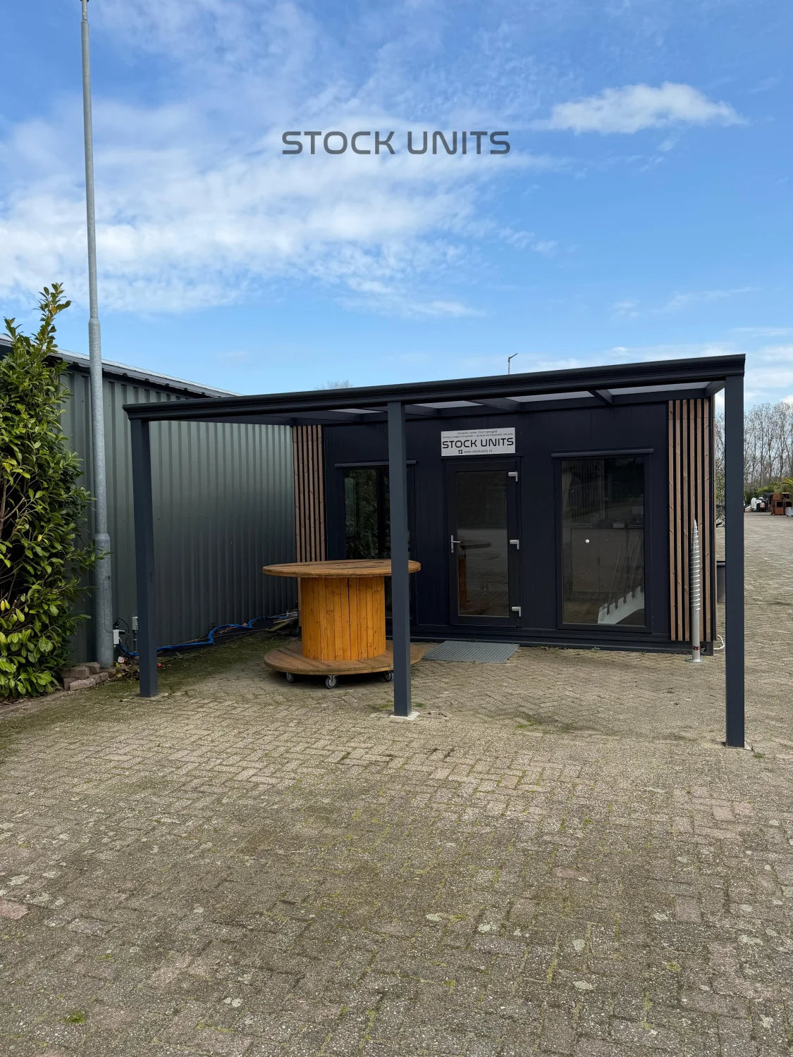Kantoorunit 5x3,2m 16m2 RO