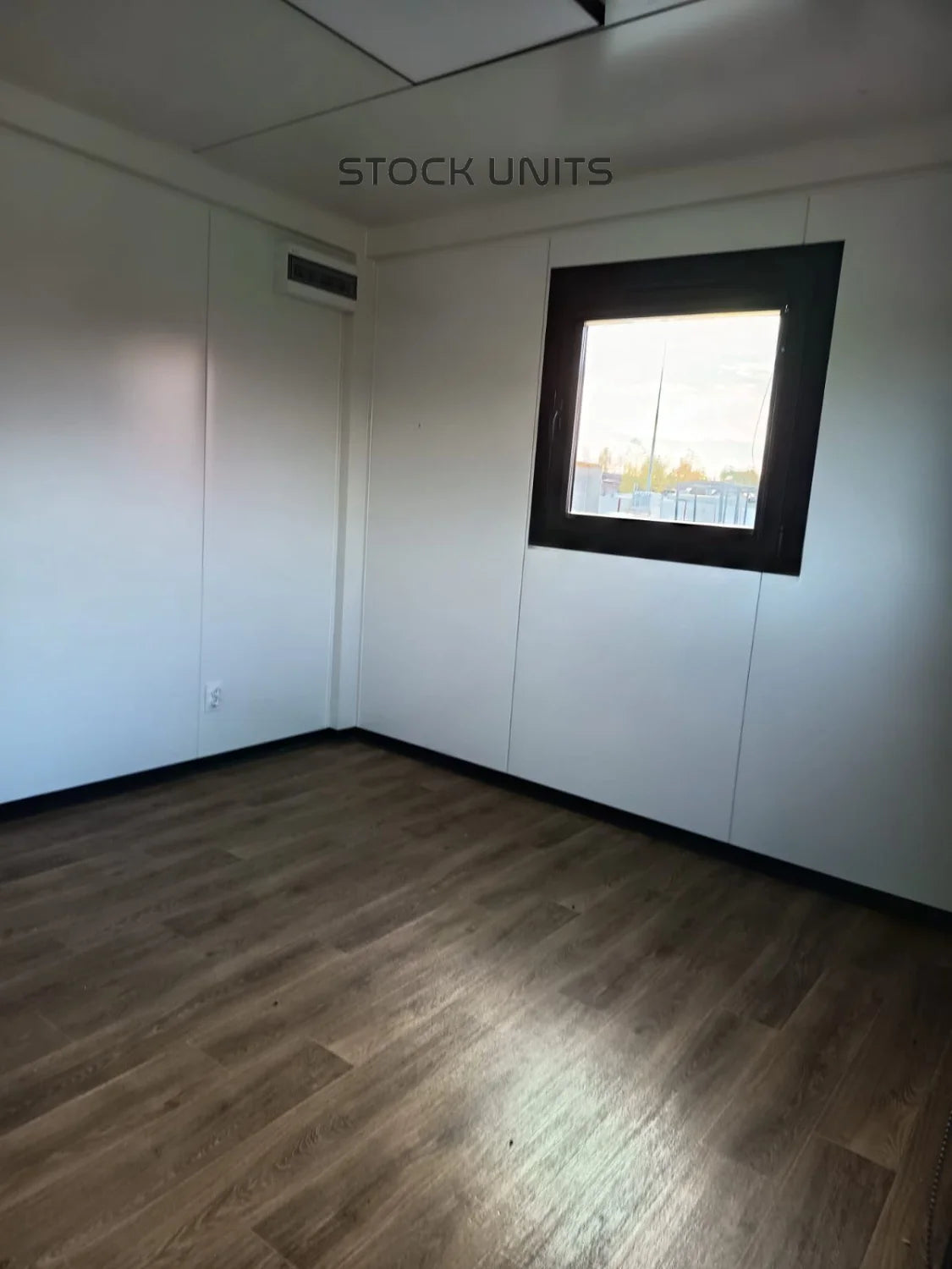 Kantoorunit 19m2 6x3,2m (PL)