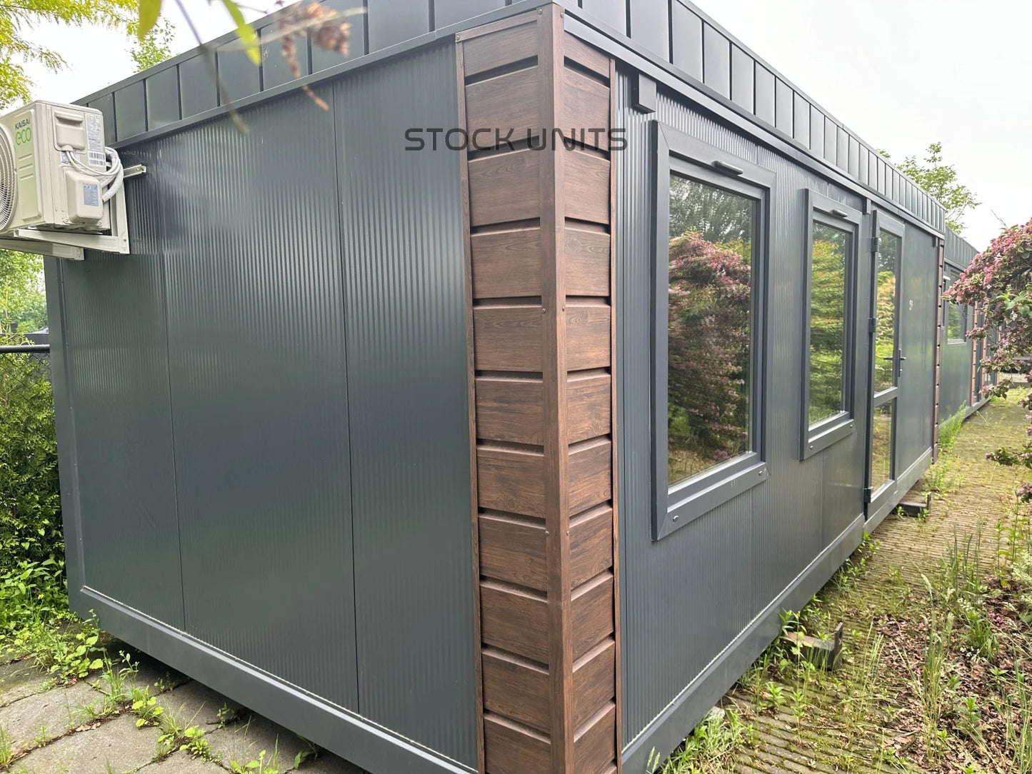 Kantoorunit Met Keuken & Toilet 7X3 2M