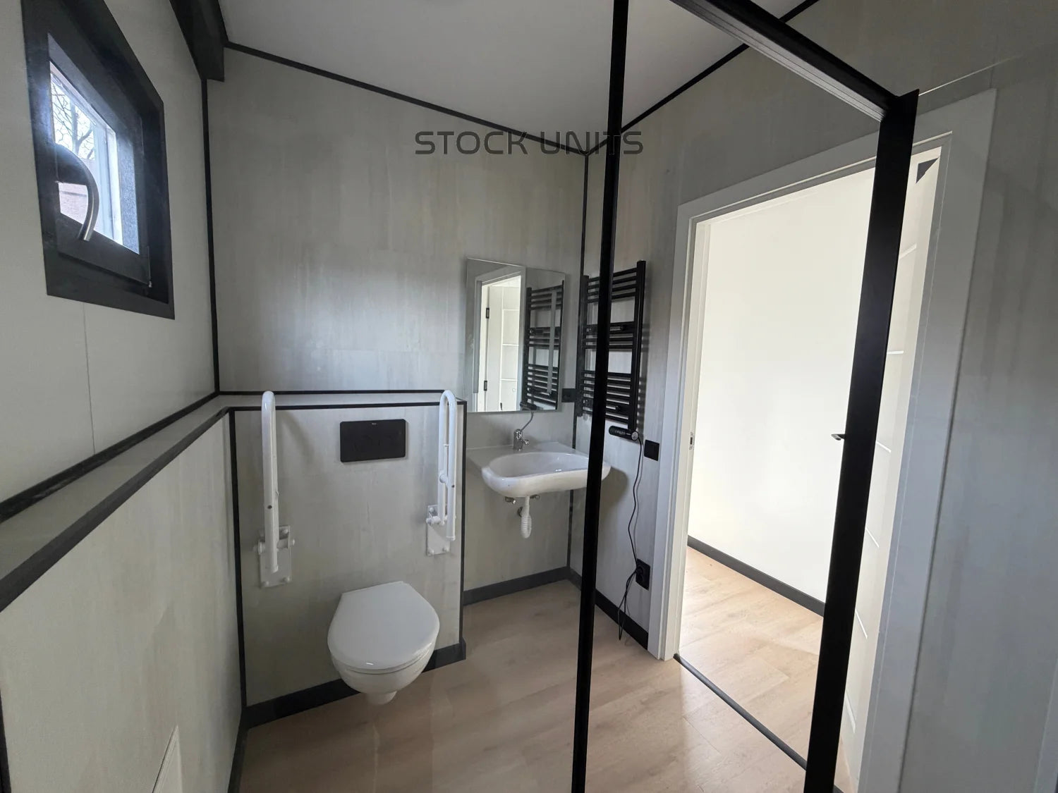 Mantelzorgwoning 13x3,2m RO - 2 Slaapkamers - Direct leverbaar