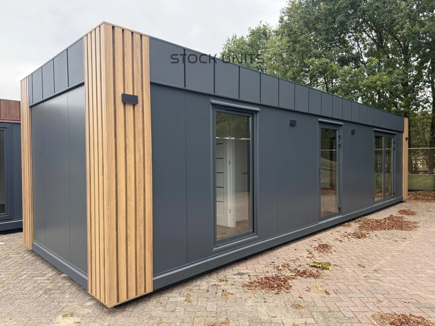 Noodwoning 11x3,2m PL - Direct Leverbaar