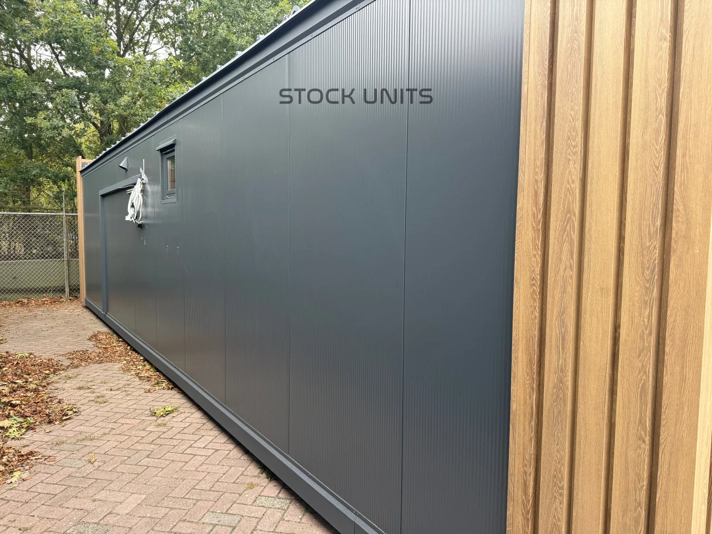 Noodwoning 11x3,2m PL - Direct Leverbaar