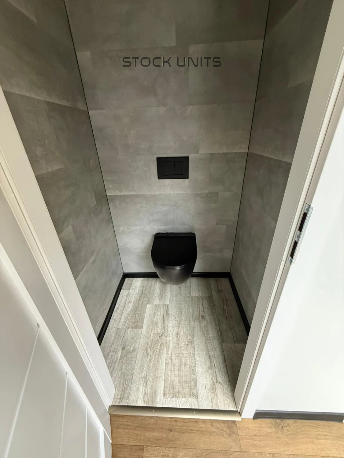 Noodwoning 13x3,2m 42m2 - 1 slaapkamer (PL) - Direct leverbaar