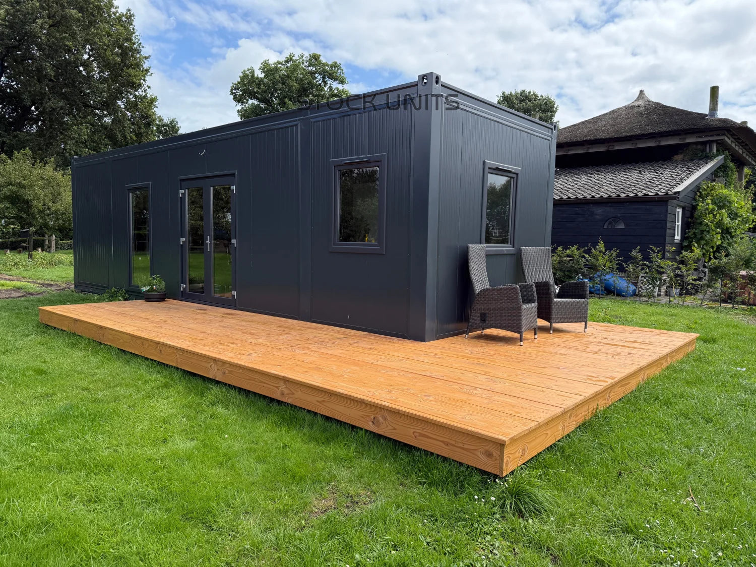 Woonunit 10x3,2m RO - 1 Slaapkamer