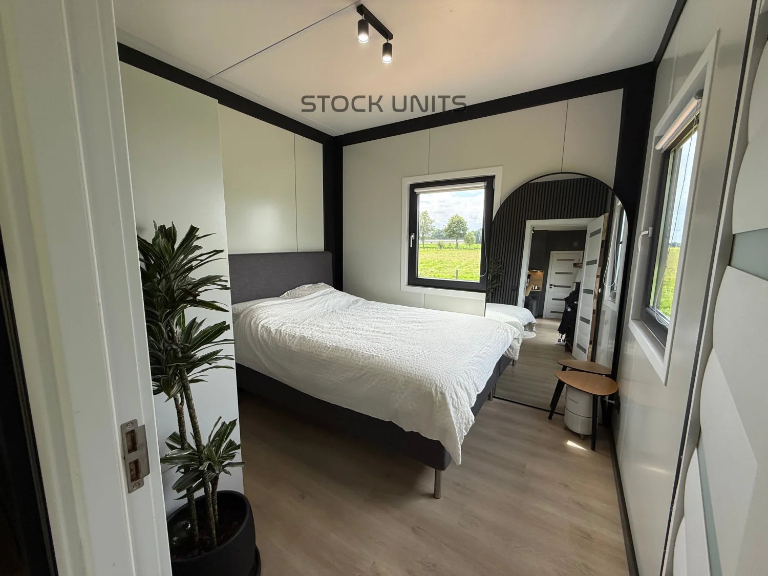 Woonunit 10x3,2m RO - 1 Slaapkamer