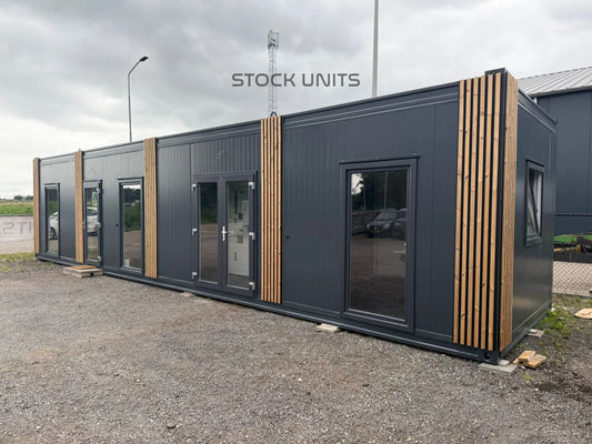Tweedehands Kantoorunit 13x3,2m 42m2 RO - 2 Slaapkamers - Direct Leverbaar
