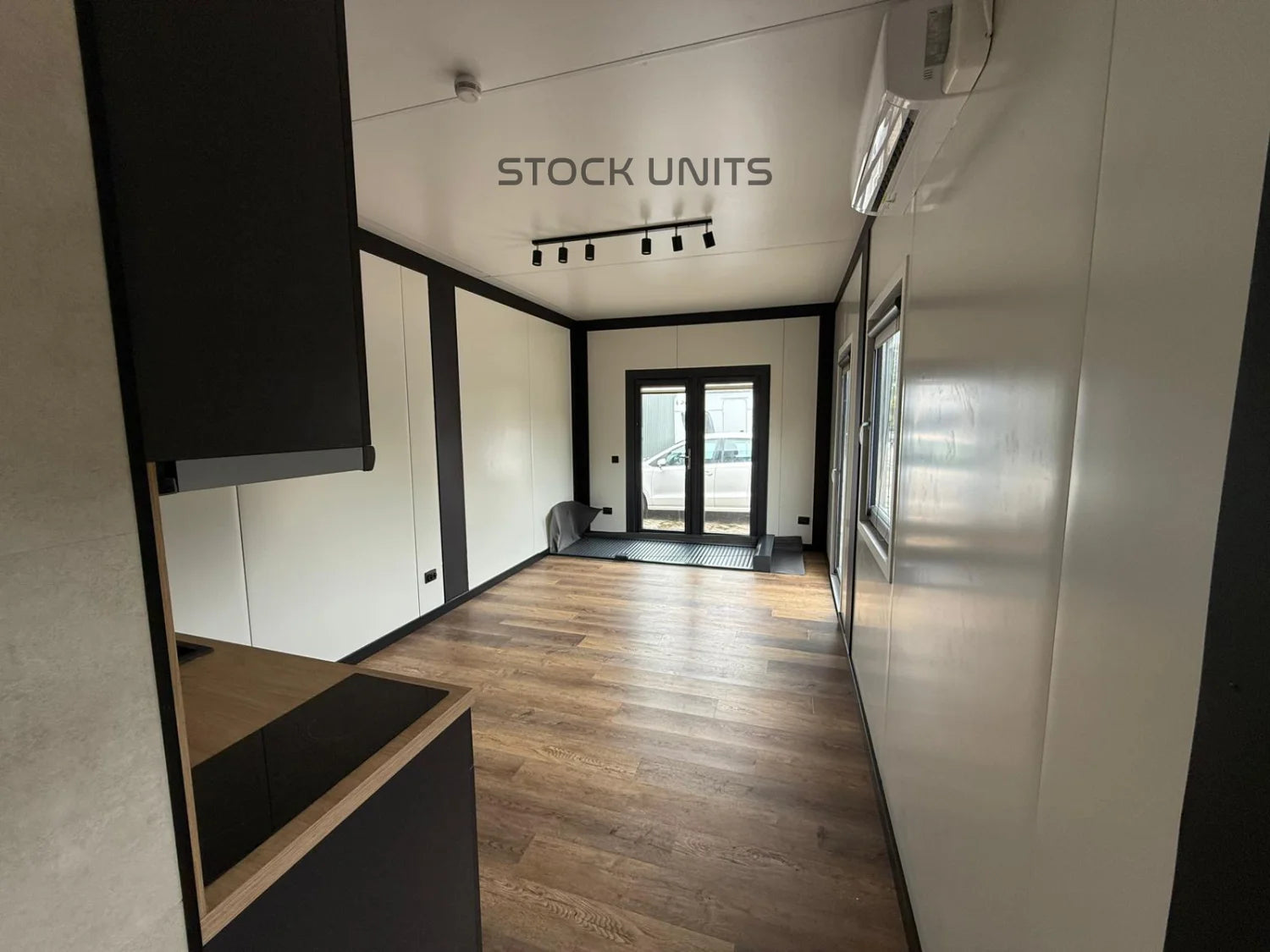 Noodwoning 11x3,2m RO - 1 slaapkamer