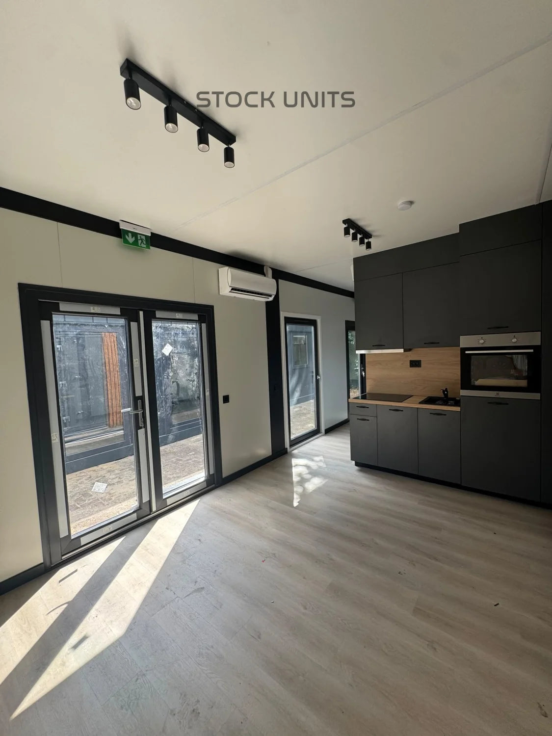 Woonunit 13,5x3,2m RO (SNF normering) - 2 slaapkamers